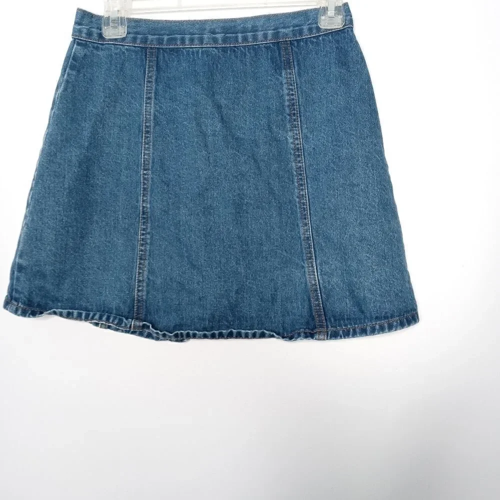 BDG jean mini skirt size small
